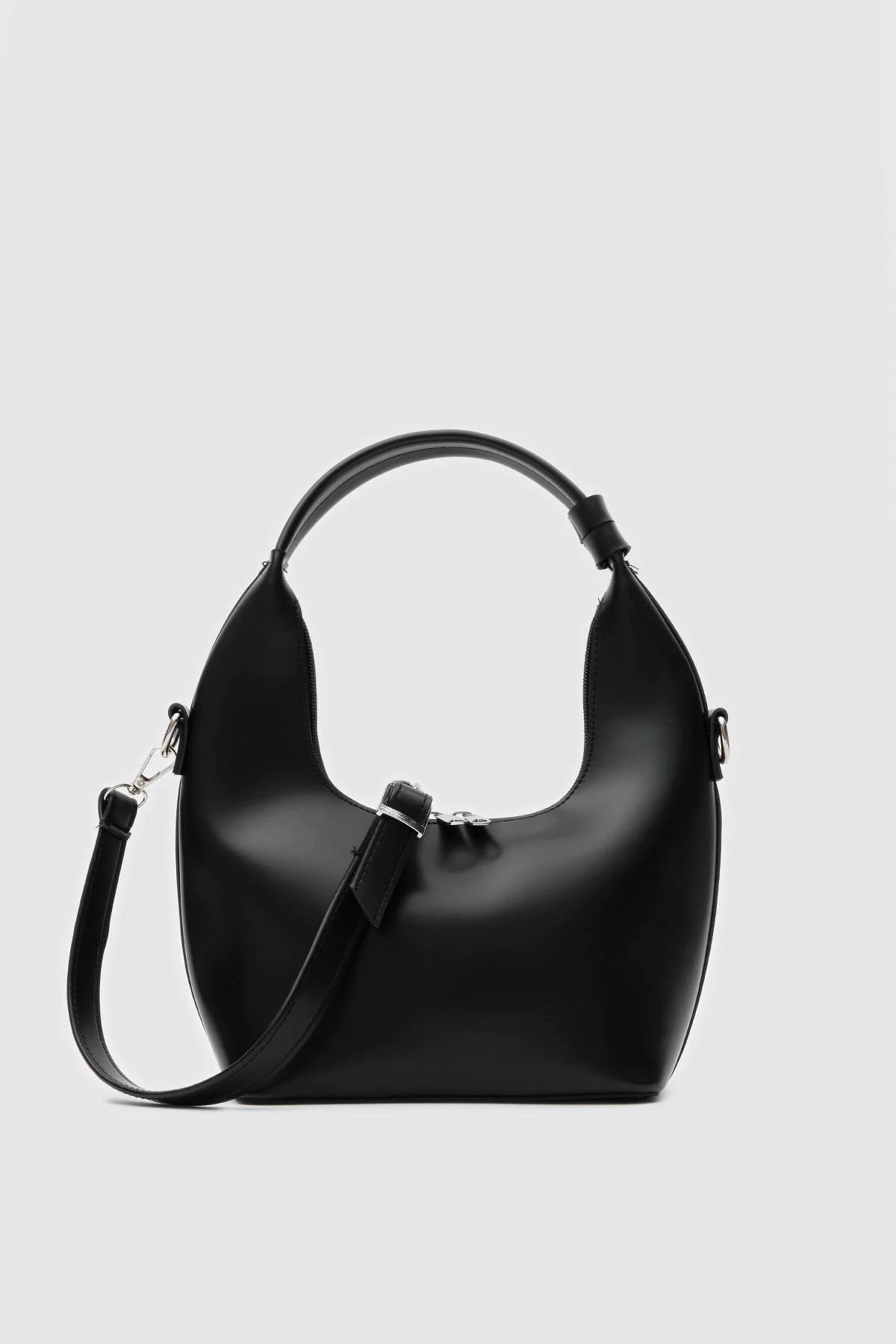 Elegant Black Hobo Bag
