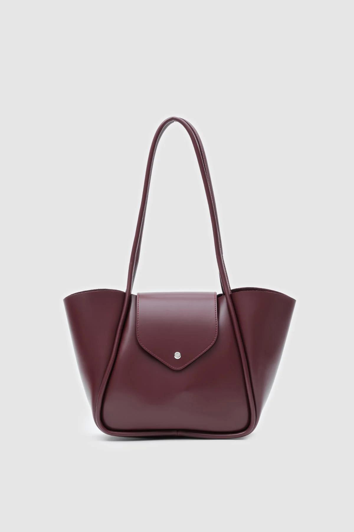 Elegant Maroon Handbag
