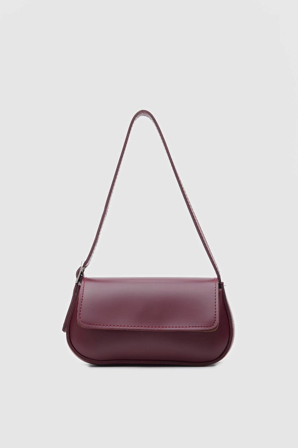 Chic Maroon Shoulder Bag