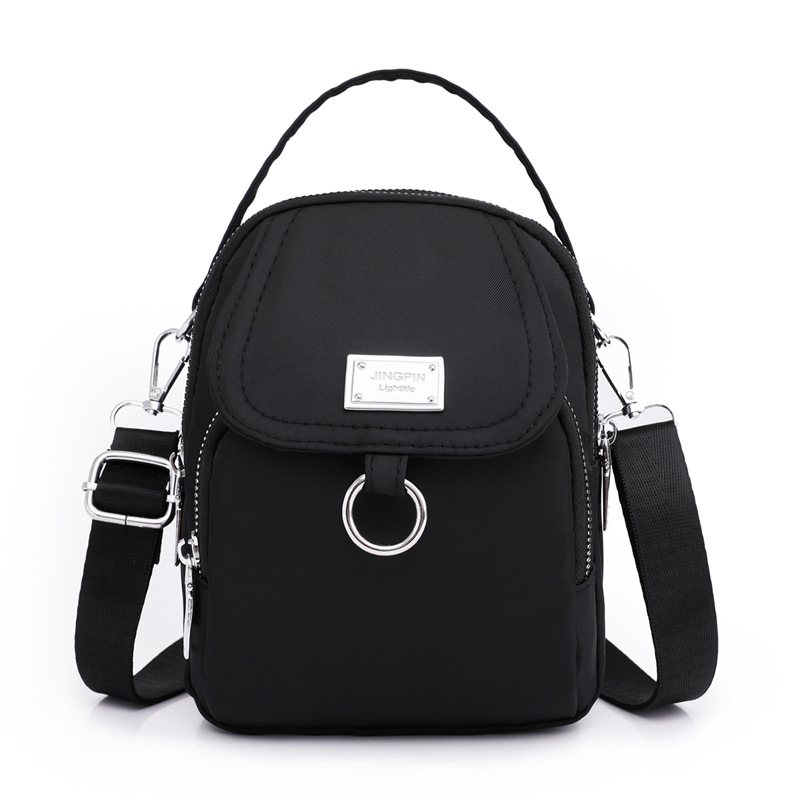 Fashionable shoulder bag black